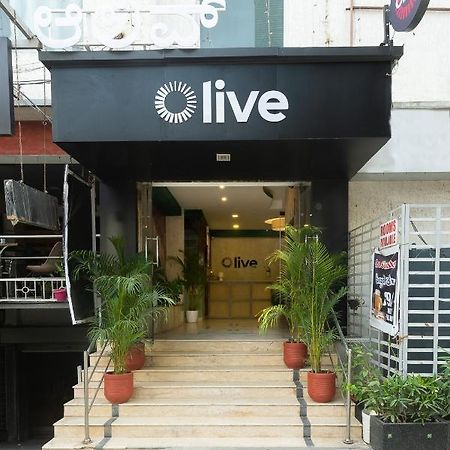 Olive Zip Rest House Road By Embassy Group Bangalore Esterno foto